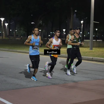 Runner Photo 6504769