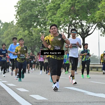 Runner Photo 6504774