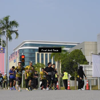 Runner Photo 6504855