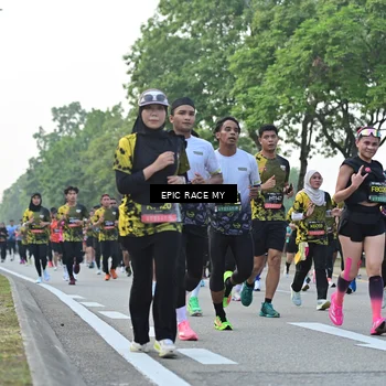 Runner Photo 6504924
