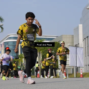 Runner Photo 6504925