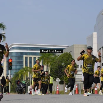 Runner Photo 6504944
