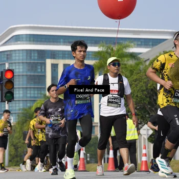 Runner Photo 6505040
