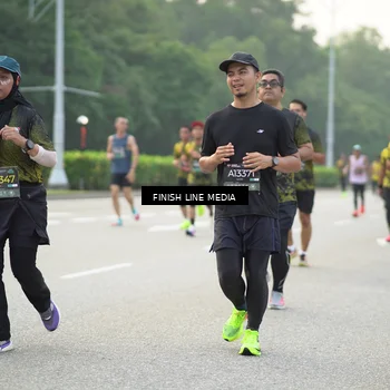 Runner Photo 6505075