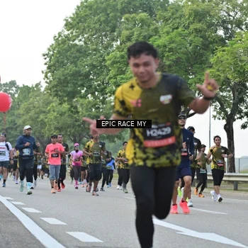 Runner Photo 6505090