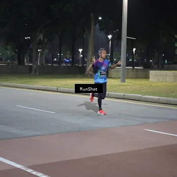 Runner Photo 6505332