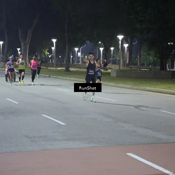 Runner Photo 6505440