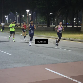 Runner Photo 6506101