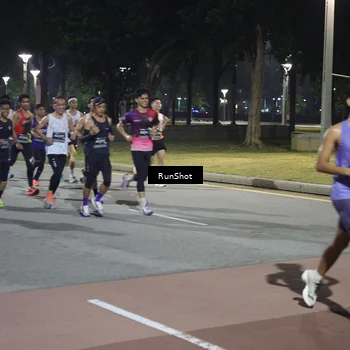 Runner Photo 6506412