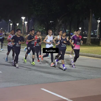 Runner Photo 6506422