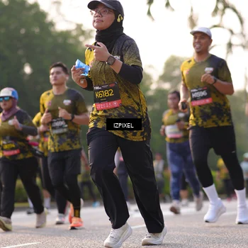 Runner Photo 6506637