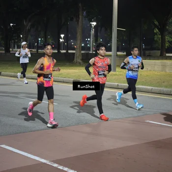 Runner Photo 6506678