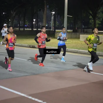 Runner Photo 6506681