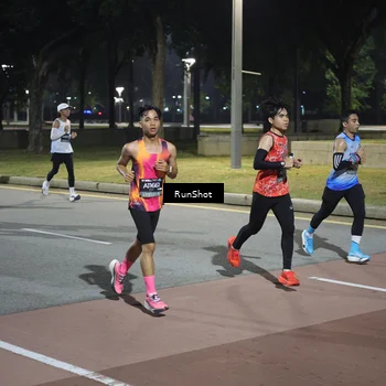 Runner Photo 6506691