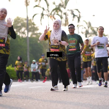 Runner Photo 6506710
