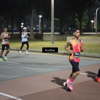 Runner Photo 6506735