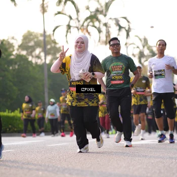 Runner Photo 6506757