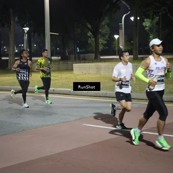 Runner Photo 6506840