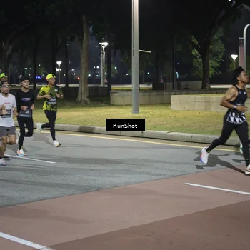 Runner Photo 6506895