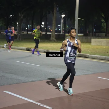 Runner Photo 6507051