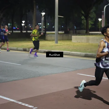 Runner Photo 6507075