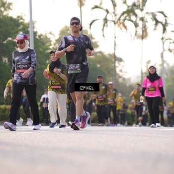 Runner Photo 6507135