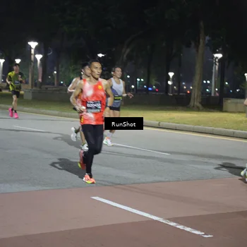 Runner Photo 6507360