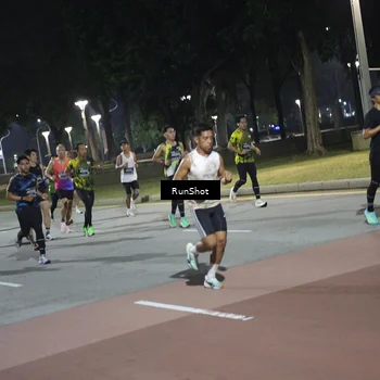 Runner Photo 6507498