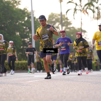 Runner Photo 6507576