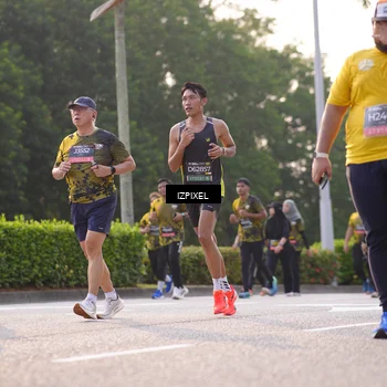 Runner Photo 6507643