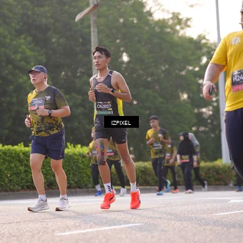 Runner Photo 6507692