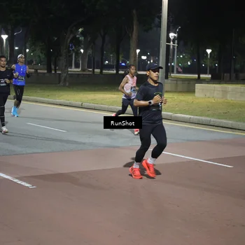 Runner Photo 6507771