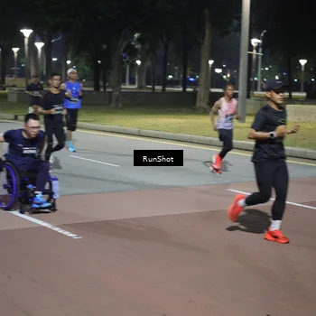 Runner Photo 6507775