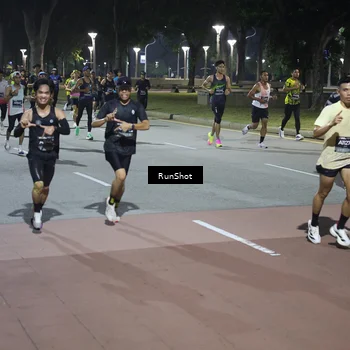 Runner Photo 6507898