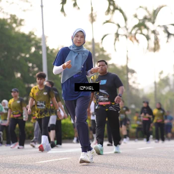 Runner Photo 6507990