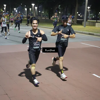 Runner Photo 6507996