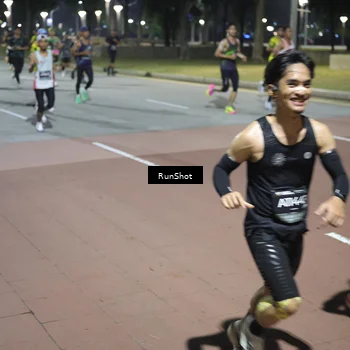 Runner Photo 6508005
