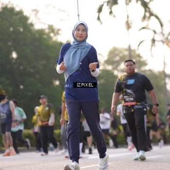 Runner Photo 6508024