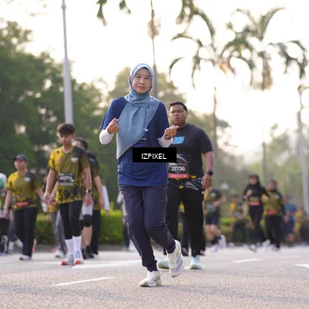 Runner Photo 6508041