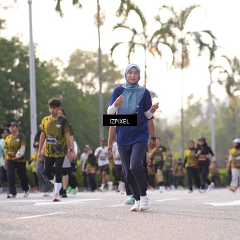 Runner Photo 6508080