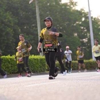 Runner Photo 6508100