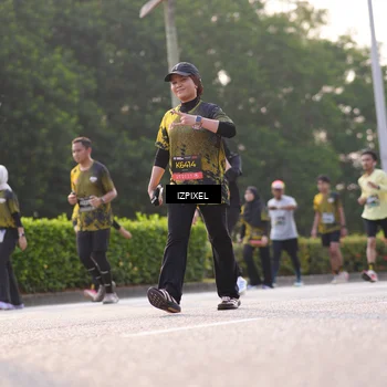 Runner Photo 6508121