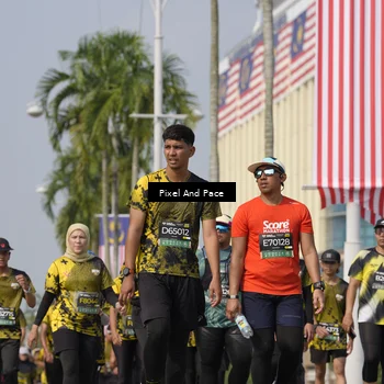 Runner Photo 6508130