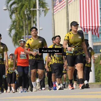 Runner Photo 6508211