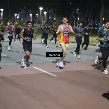 Runner Photo 6508236