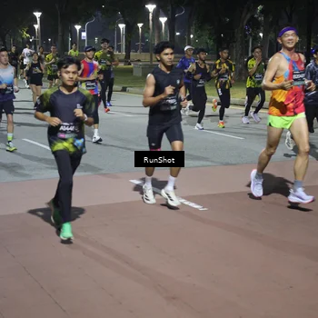 Runner Photo 6508242