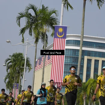 Runner Photo 6508264