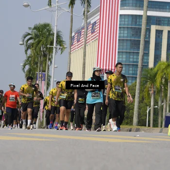 Runner Photo 6508270