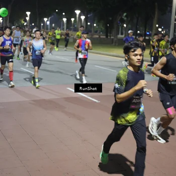 Runner Photo 6508319