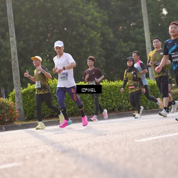 Runner Photo 6508401